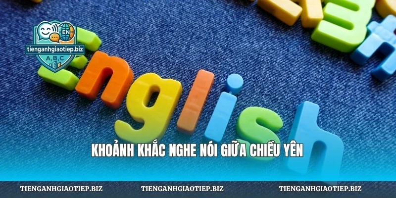 Khoảnh khắc nghe nói giữa chiều yên